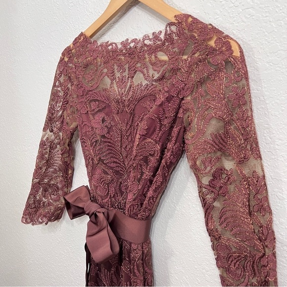 Tadashi Shoji Darby Dress in size 2 - Picture 7 of 15